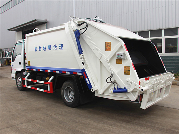 慶鈴壓縮式垃圾車