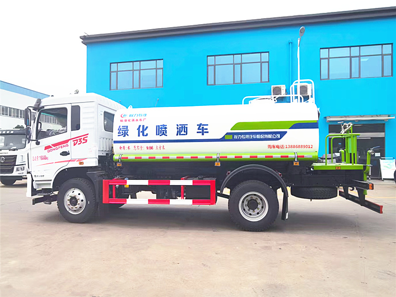 國(guó)六東風(fēng)專用底盤D3灑水車