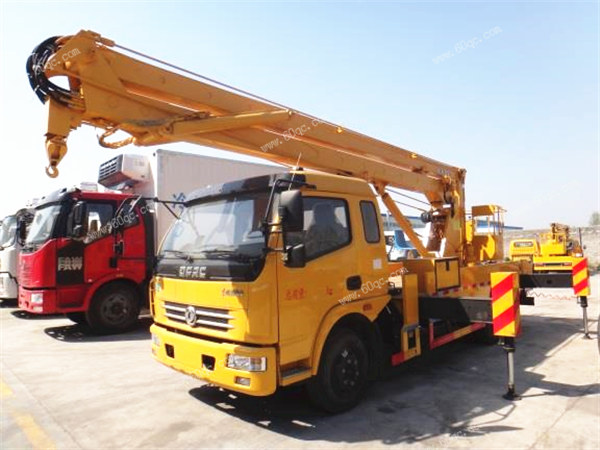 東風(fēng)多利卡18米高空作業(yè)車