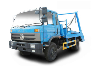 東風 145型擺臂式垃圾車