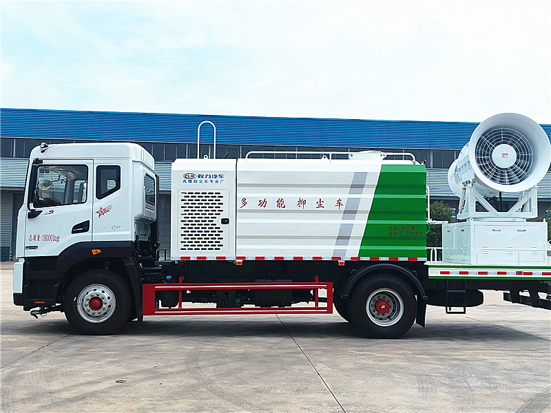 東風(fēng)多利卡D9抑塵車(chē)