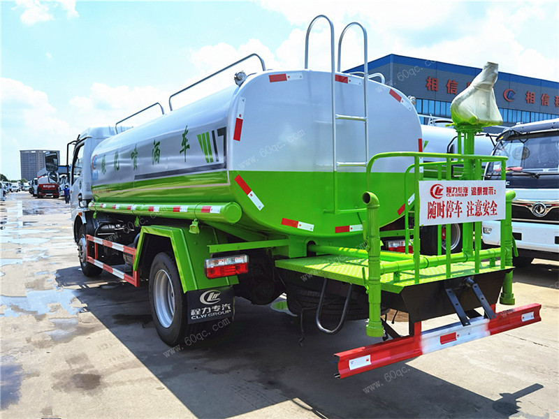 東風(fēng)凱普特K7灑水車(chē)