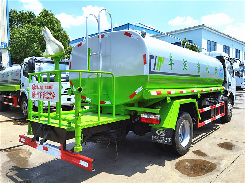 東風(fēng)凱普特K7灑水車(chē)