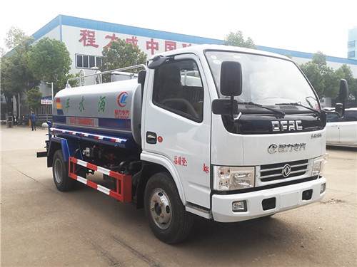 東風灑水車一直受到全國用戶的歡迎！